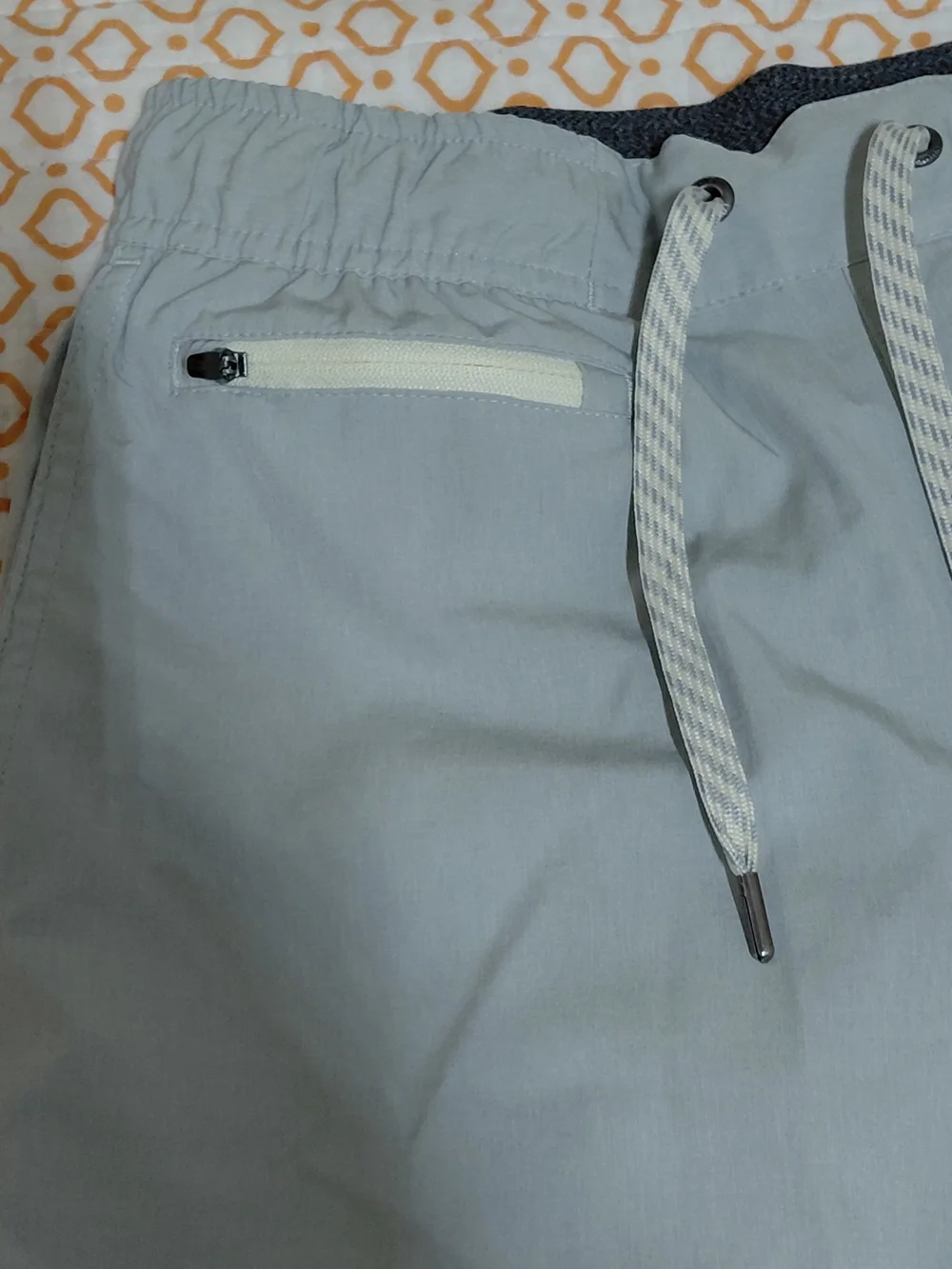 Vuori light gray